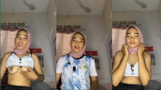 Bokep Smp Bocil Yalil Yalil Colmek Masih Jilbab Mulus main lagi genjot